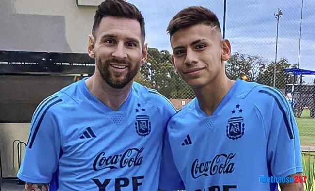 Claudio Echeverri Man City Claudio Echeverri