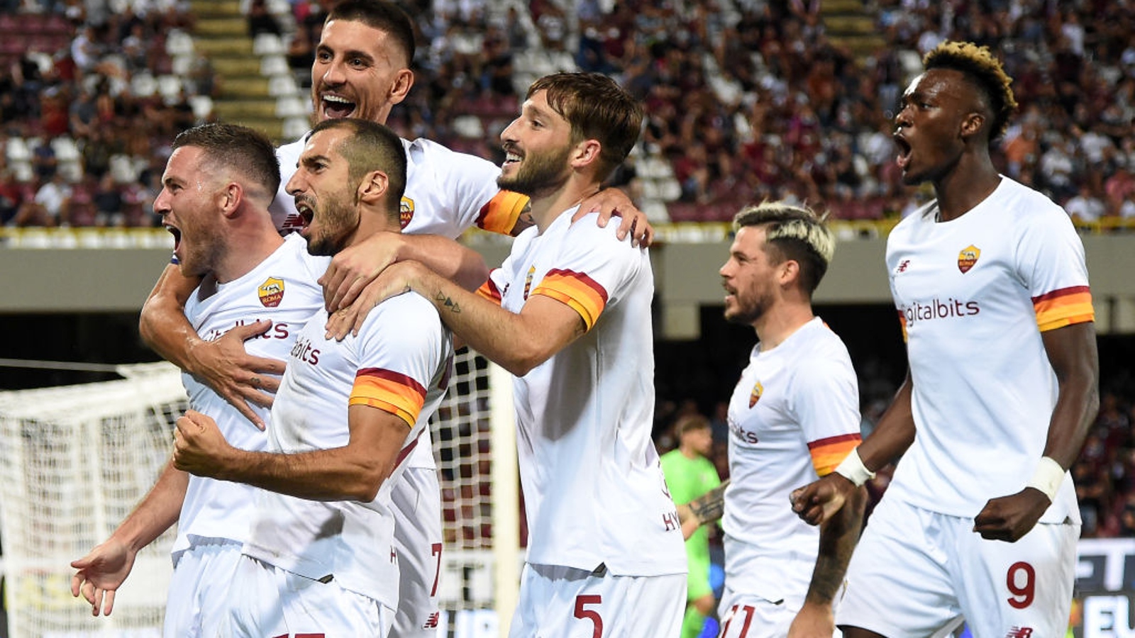 Salernitana 0-4 Roma: Tammy Abraham tiếp tục sáng