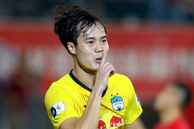 Danh sách Vua phá lưới V-League 2021: Văn Toàn xuất sắc dẫn đầu  