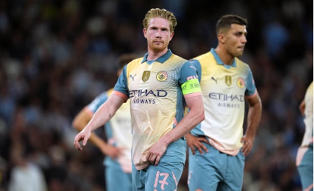 De Bruyne trở lại Tia hy vọng cho Manchester City trong cơn khủng hoảng nhân sự