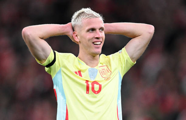 Dani Olmo Mối đe dọa rời Barcelona miễn phí trong kỳ chuyển nhượng tháng Một