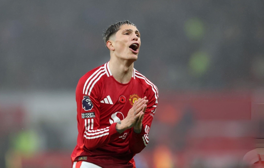 Ngôi sao Man Utd bị huyền thoại Roy Keane chỉ trích vì không ăn mừng bàn thắng