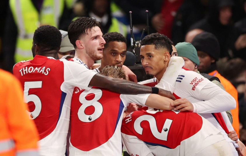 Arsenal Duy Trì Bất Bại Trước 