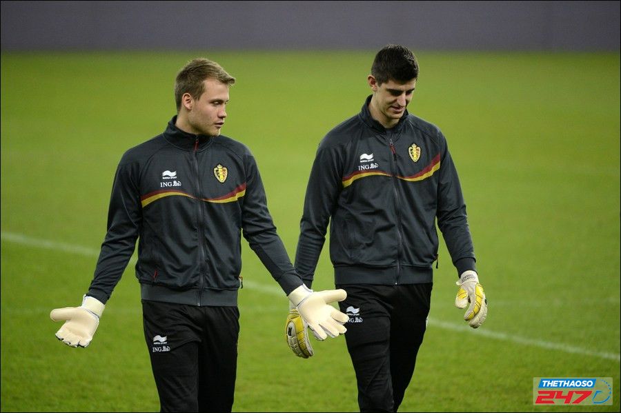 Courtois và Mignolet Courtois và Mignolet