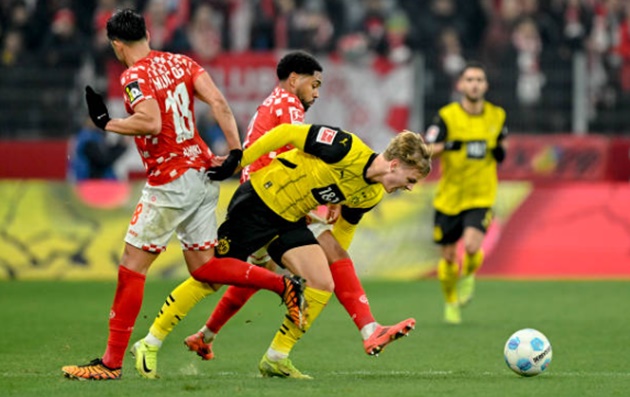 Cựu danh thủ Didi Hamann chỉ trích phản ứng của HLV Nuri Sahin sau thất bại của Dortmund