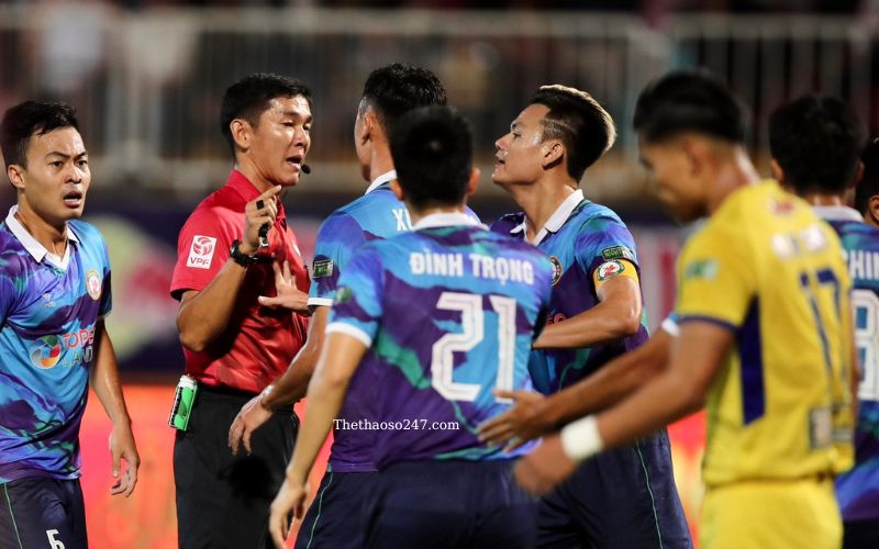 Trọng tài Trần Ngọc Nhớ