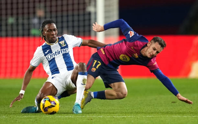 Barcelona ngã ngựa trước Leganes, đứng trước nguy cơ mất ngôi đầu bảng La Liga