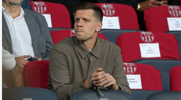 Wojciech Szczesny tái xuất, gia nhập Barcelona theo tiếng gọi của giấc mơ