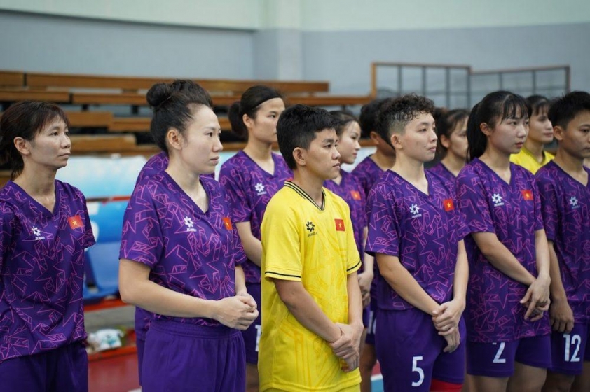 Động viên và đề xuất cho đội tuyển Futsal nữ Việt Nam trước giải Futsal nữ Đông Nam Á 2024