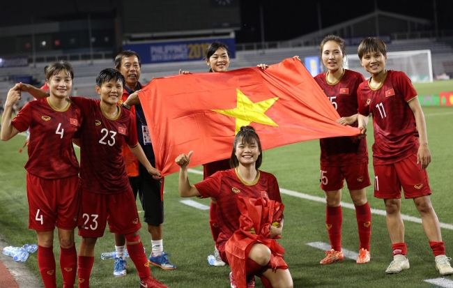 ĐTQG Việt Nam thăng tiến trên BXH FIFA T4/2021