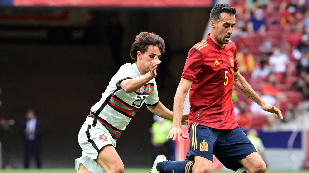 busquets mắc covid