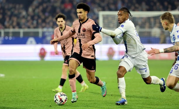PSG đang đứng bờ vực bị bắt kịp sau chuỗi trận đáng thất vọng