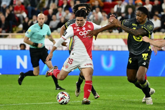 ASM và Lille Hòa Không Bàn Thắng, Golovin Tỏa Sáng