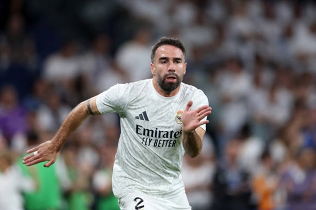 Cơn đau đầu cho Real Madrid Dani Carvajal dính chấn thương nghiêm trọng