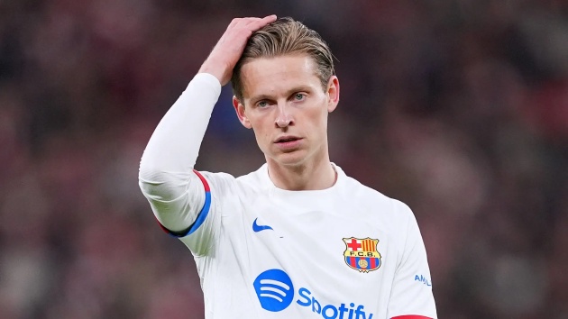 PSG săn lùng Frenkie de Jong giữa bối cảnh Barcelona sẵn sàng bán