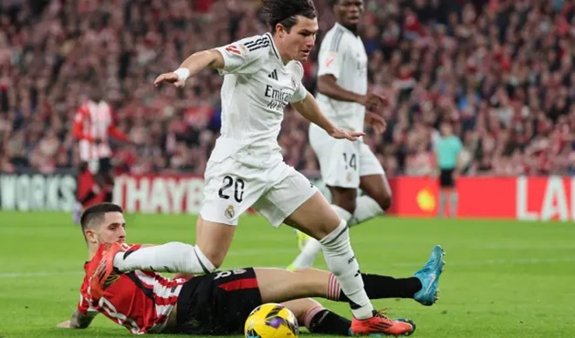 Fran Garcia Ngôi sao tỏa sáng của Real Madrid, một hậu vệ trái toàn diện