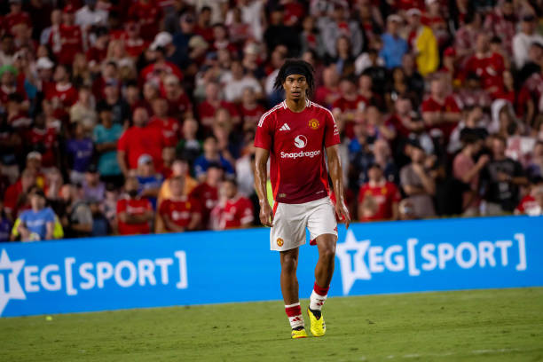 Man United: Quyết định chiến lược đúng đắn khi chia tay Oyedele