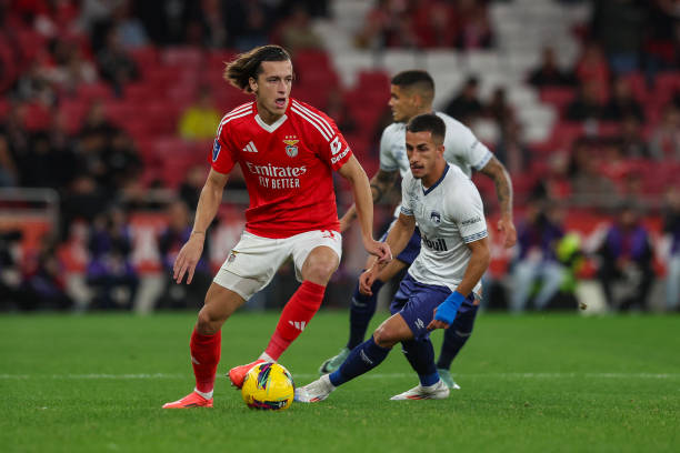 Alvaro Carreras Những thử thách gian nan trước viễn cảnh trở lại Manchester United