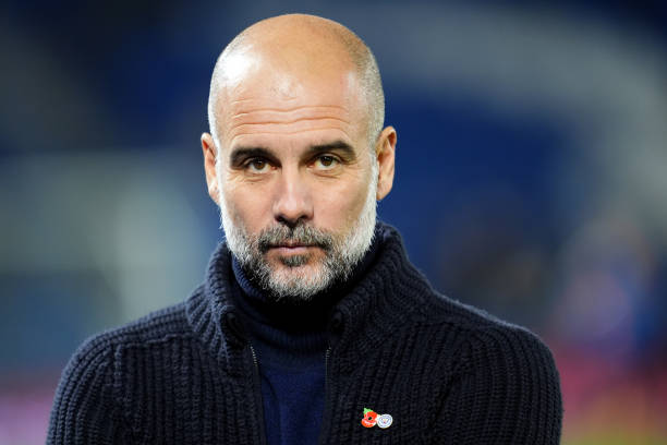 Chiến lược gia Guardiola đối mặt với áp lực vực dậy Manchester City
