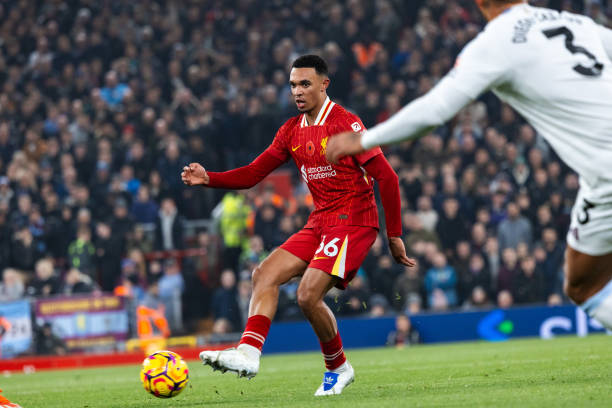 Liverpool cân nhắc bán Trent Alexander-Arnold ngay trong tháng Một