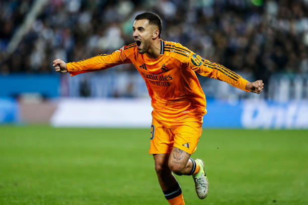 Real Madrid Chiếm Lợi Thế Với Cấu Trúc Đội Hình Mới, Những Cá Nhân Nổi Bật và Thử Nghiệm Chiến Thuật