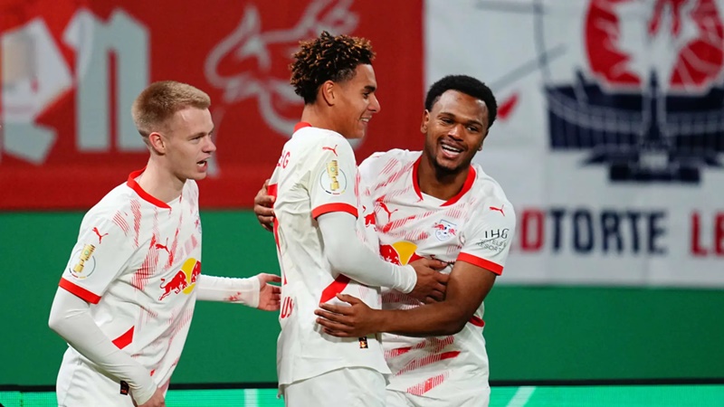RB Leipzig tỏa sáng rực rỡ, Openda và Sesko lập công đưa đội tiến vào vòng tứ kết DFB Pokal