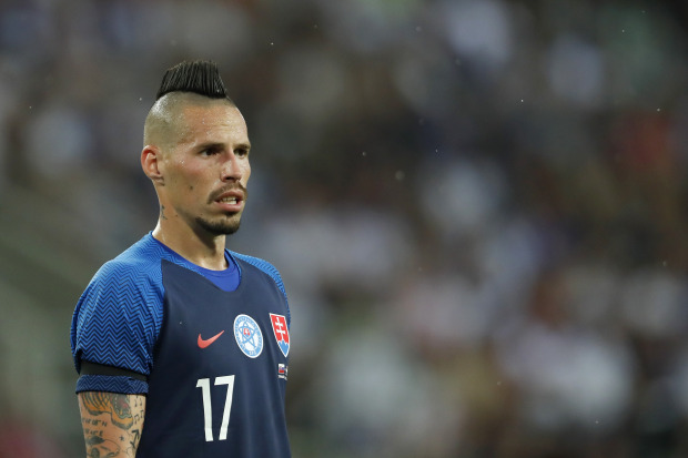 Hamsik chia tay bóng đá Trung Quốc sau 2 năm gắn bó với mức lương khủng