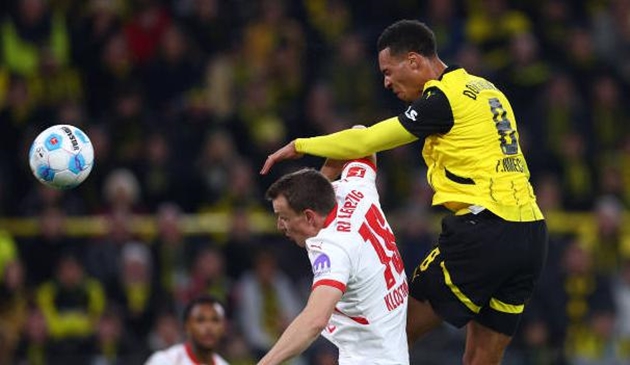 Dortmund gây sốc trước Leipzig với màn ngược dòng ấn tượng