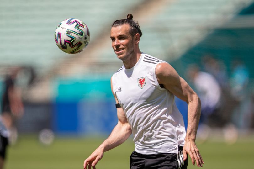 Đội tuyển Wales tập luyện Đội tuyển Wales tập luyện