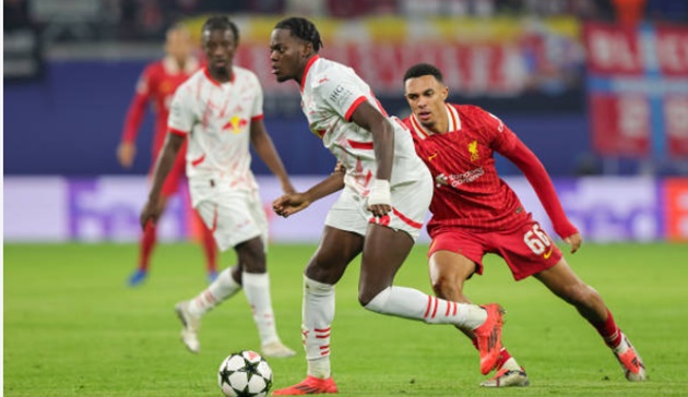 Trent Alexander-Arnold Giấc mơ Quả bóng vàng giữa Liverpool và Real Madrid