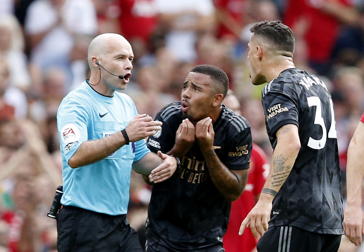 MU 3-1 Arsenal MU 3-1 Arsenal