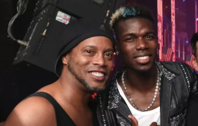 Paul Pogba quậy tưng bừng  Paul Pogba quậy tưng bừng