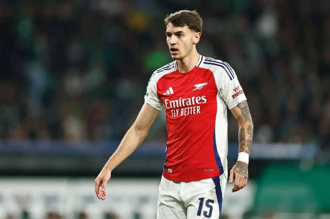 Jakub Kiwior yêu cầu Arsenal cho phép rời đội trong kỳ chuyển nhượng mùa đông