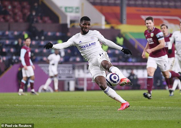 Kết quả Burnley 1-1 Leicester City: Siêu phẩm mãn nhãn trong trận đầu kịch tính