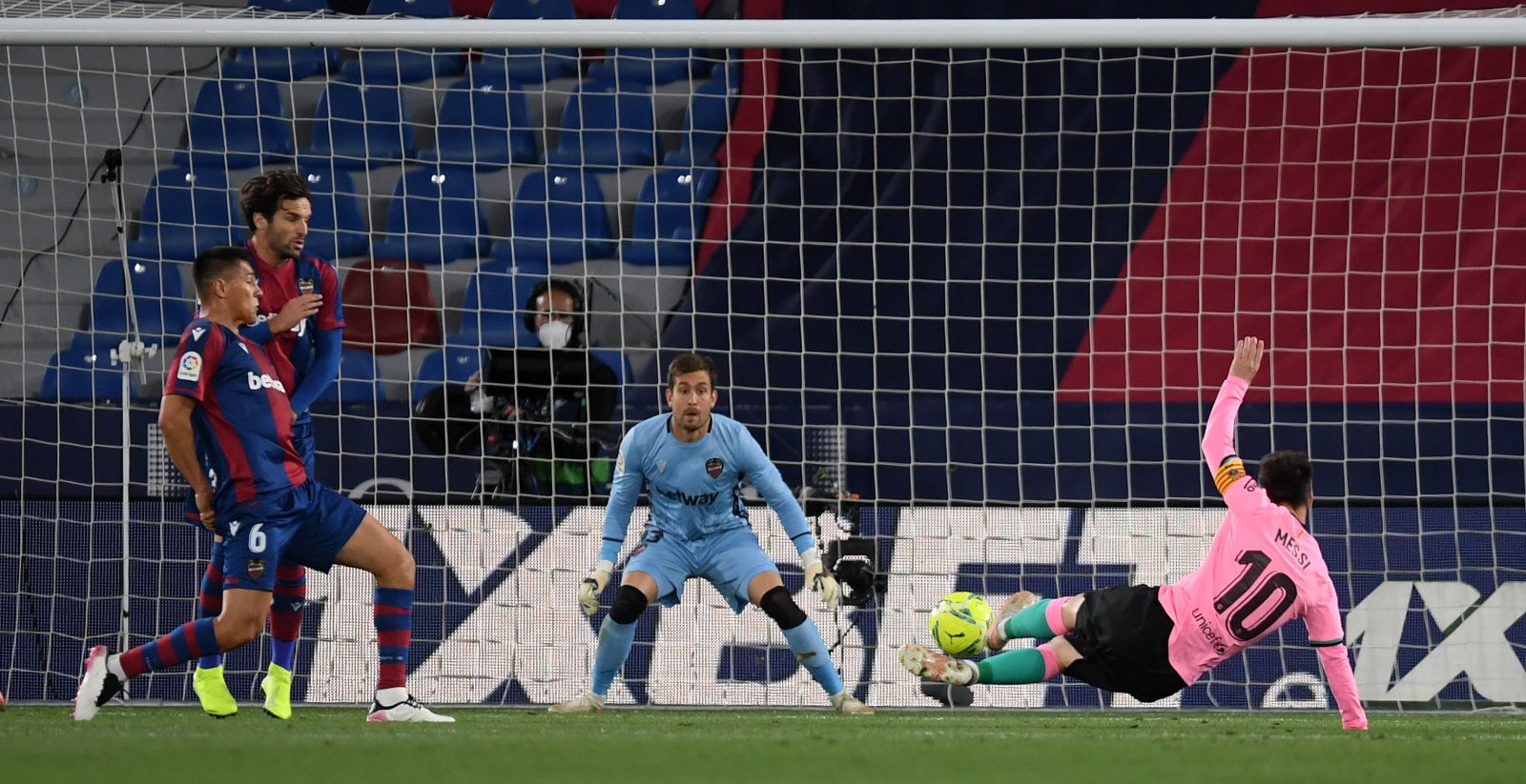Levante vs Barca