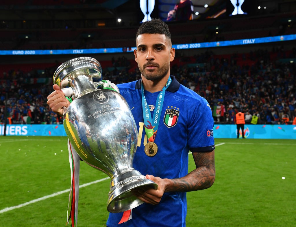 Chelsea gọi về Emerson Palmieri