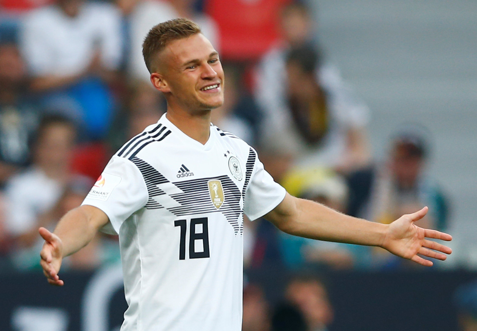 Kimmich là cái tên gây thất vọng ở World Cup Kimmich là cái tên gây thất vọng ở World Cup