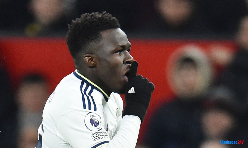 The Whites có được trận hòa quý giá tại SVĐ Old Trafford The Whites có được trận hòa quý giá tại SVĐ Old Trafford