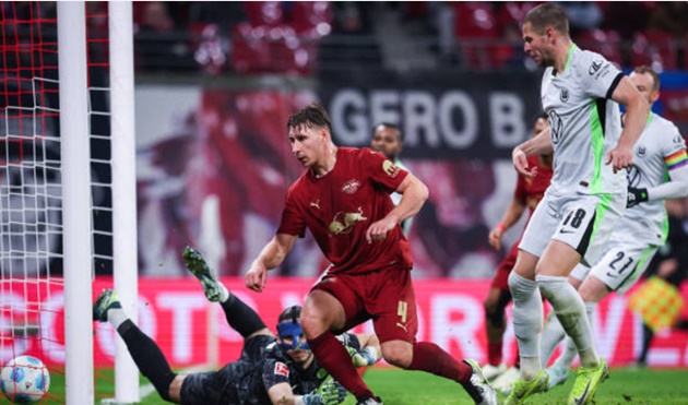 RB Leipzig Sụp đổ Thảm hại, Wolfsburg Vượt trội Với Thắng lợi Hủy diệt 5-1