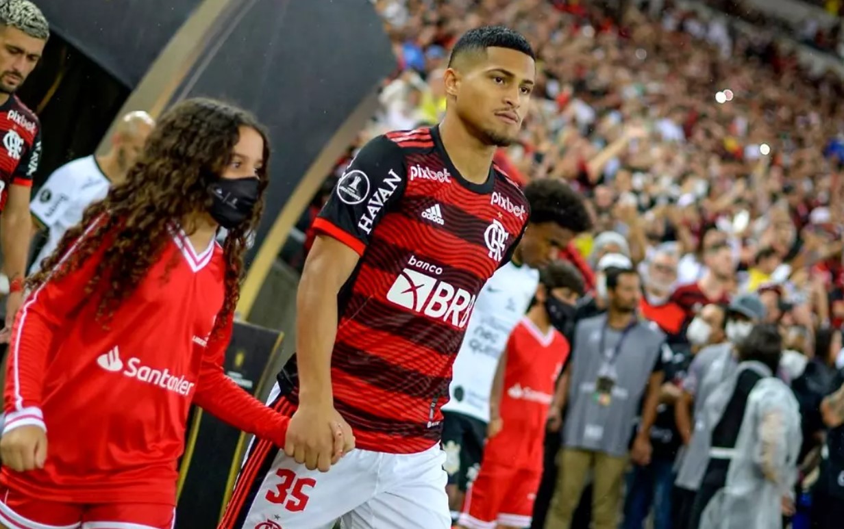 Liverpool theo đuổi Joao Gomes 