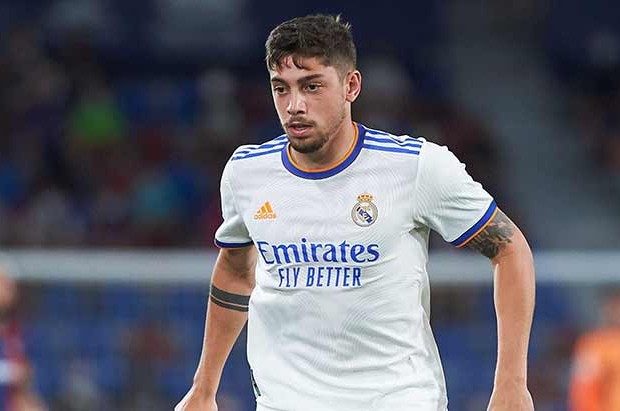 Liverpool chiêu mộ Valverde từ Real Madrid 