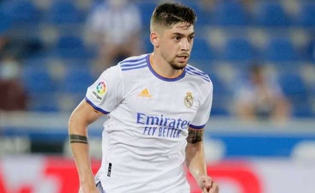 Liverpool chiêu mộ Valverde từ Real Madrid 