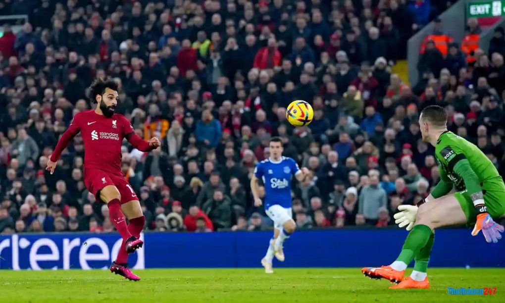 Liverpool giành trọn vẹn 3 điểm ở derby Merseyside Liverpool giành trọn vẹn 3 điểm ở derby Merseyside