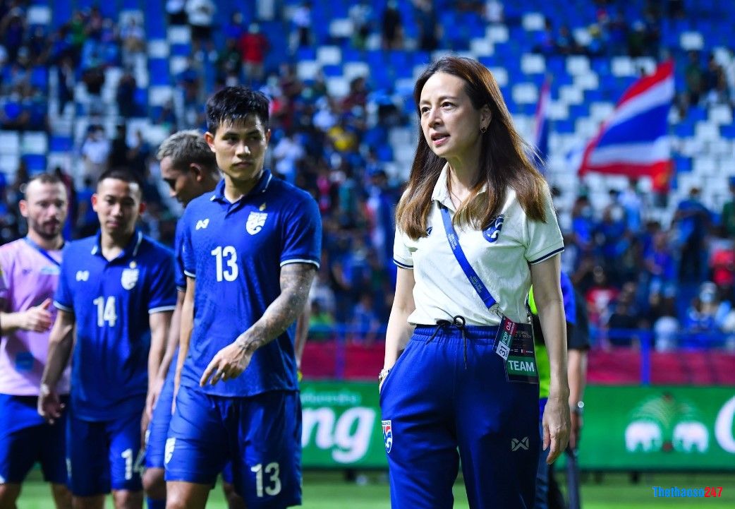 Madam Pang giành lời khen cho ĐT Thái Lan