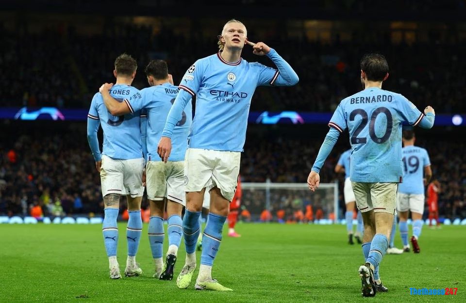 Man City kiệt sức sau chiến thắng trước Bayern Man City kiệt sức sau chiến thắng trước Bayern
