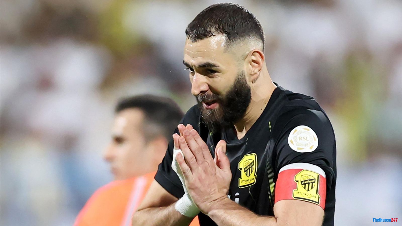 Man United không nên chiêu mộ Benzema