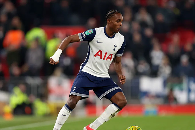 Tottenham cân nhắc tương lai của tài năng trẻ Khéphren Thuram