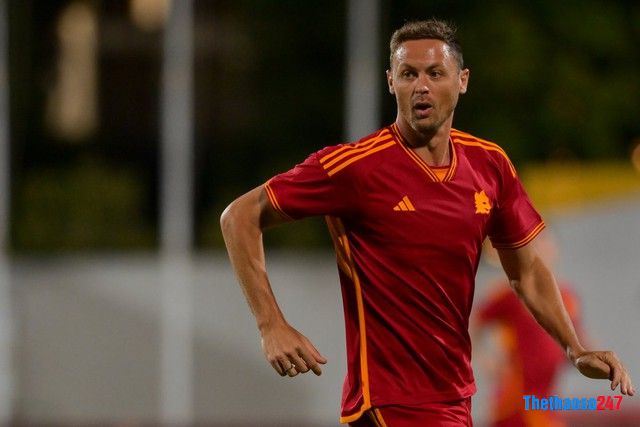 Matic bị Roma bán chỉ sau 1 mùa giải.