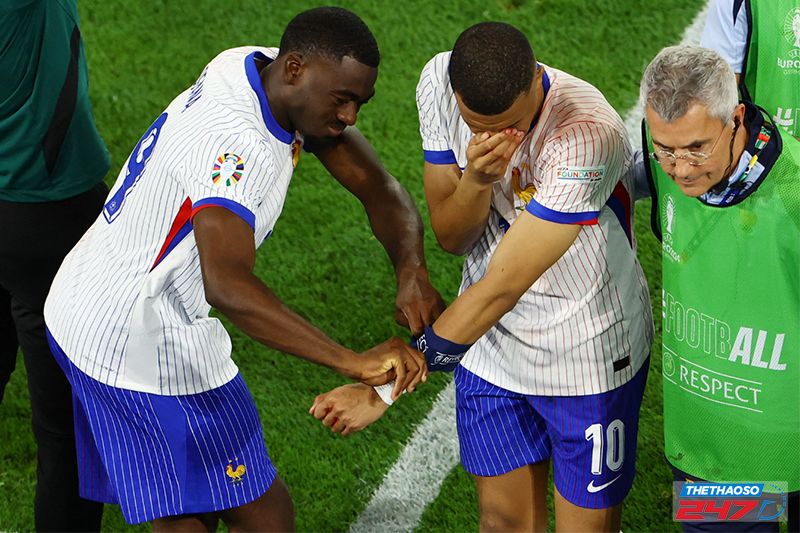 Nhiều chuyên gia y tế cho rằng việc Mbappe chia tay giải đấu sớm là hoàn toàn có thế xảy ra