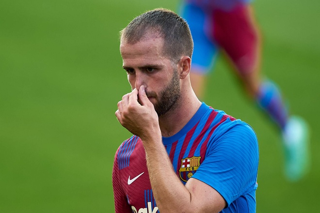 Miralem Pjanic Pjanic buộc tội HLV Koeman